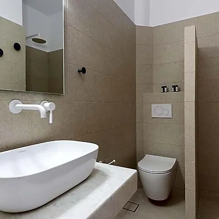 Bilia Hotel 3*