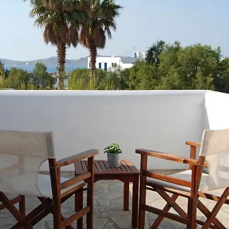Bilia Hotel Nausa